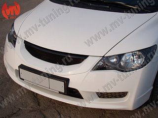 Решетка радиатора (СЕТКА В КОМПЛЕКТЕ) "Mugen Style" Honda Civic 4D (2009-2012) + УСТАНОВОЧНЫЙ КОМПЛЕКТ