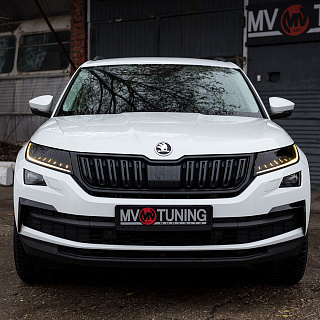Накладки на фары Skoda Kodiaq (2016-2021) комплект (фара + птф) Light Smoke