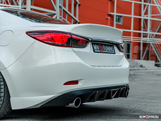 Крышка багажника var №1 место под номер овал на Mazda 6 / Atenza GJ (2012 - 2017)